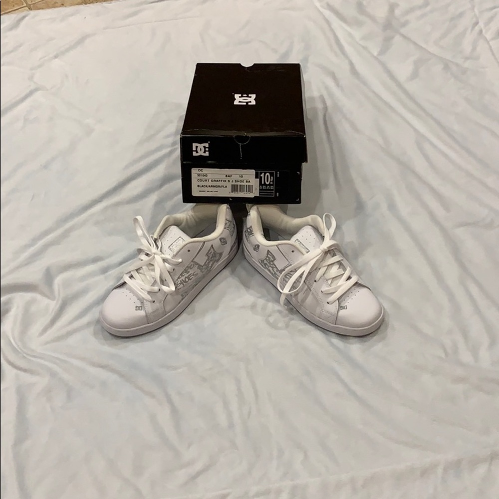 *Brand New in Box Dc Shoes*